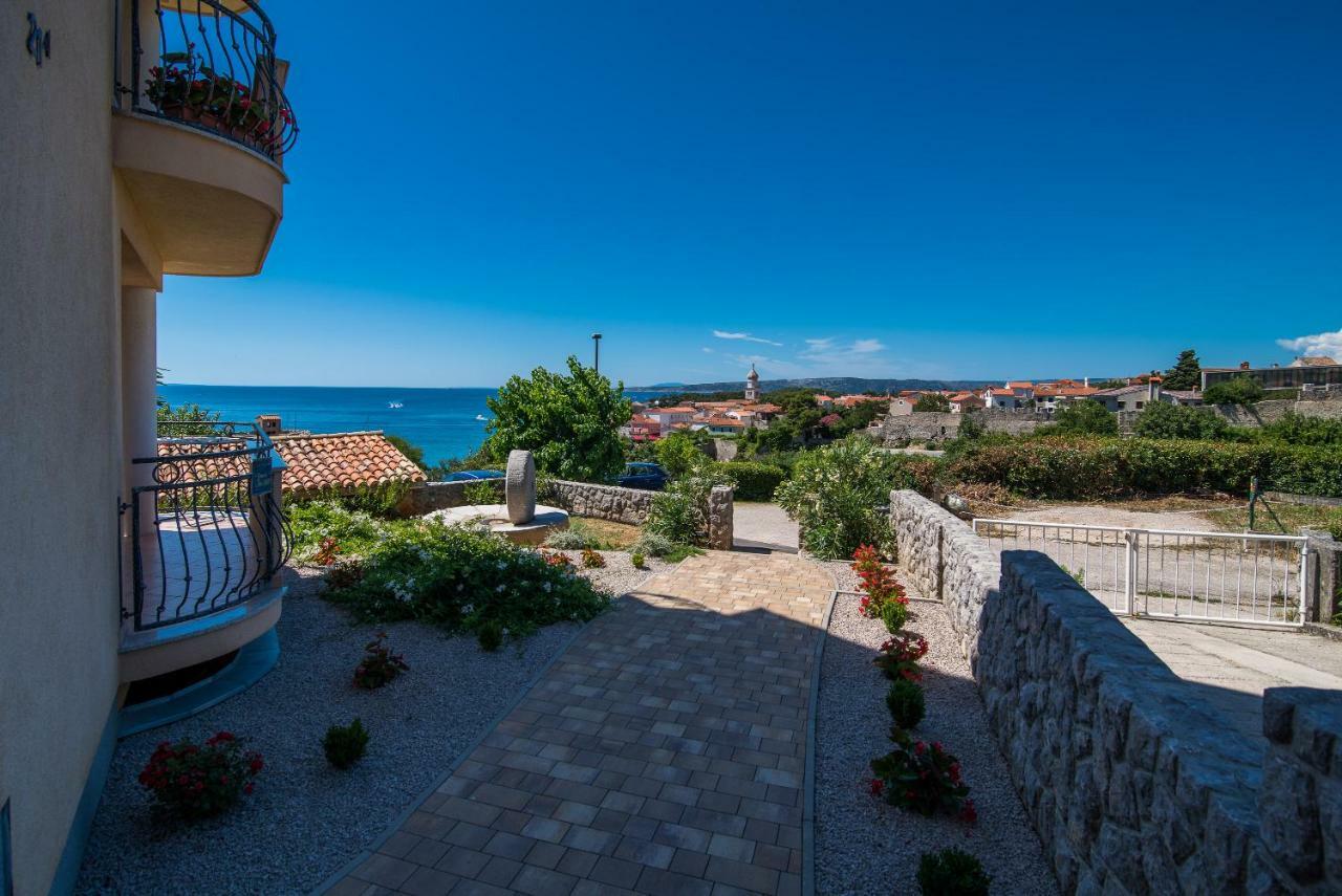 Franko & Ana Apartments Krk Town Eksteriør bilde