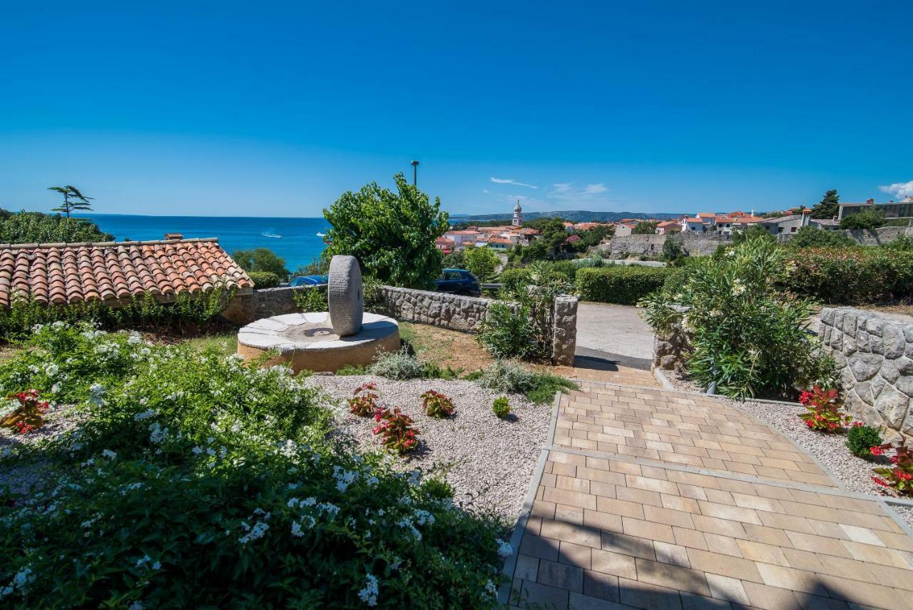 Franko & Ana Apartments Krk Town Eksteriør bilde