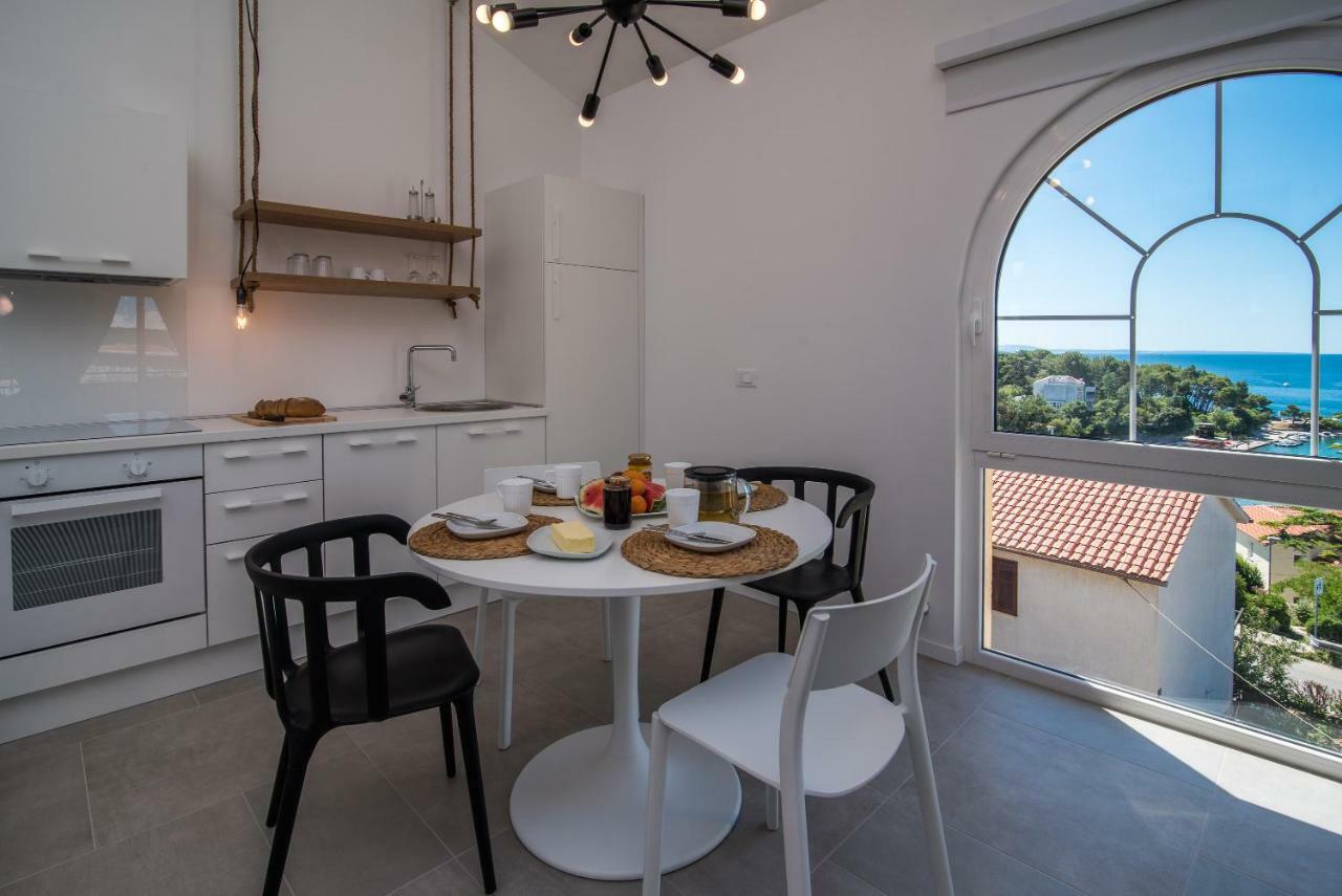 Franko & Ana Apartments Krk Town Eksteriør bilde