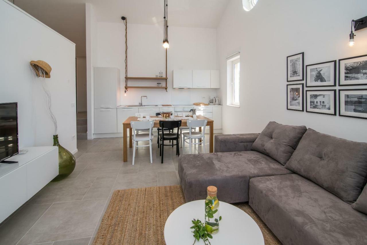Franko & Ana Apartments Krk Town Eksteriør bilde